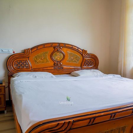 Vijaya Deepa Guest House By Lexstays Кунур Экстерьер фото