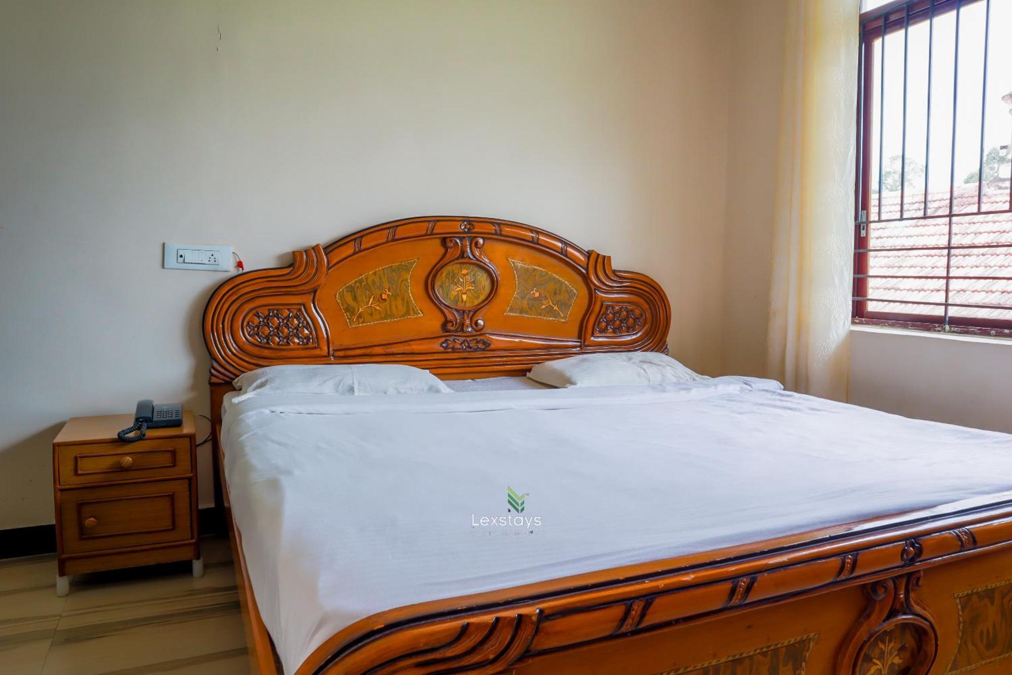 Vijaya Deepa Guest House By Lexstays Кунур Экстерьер фото