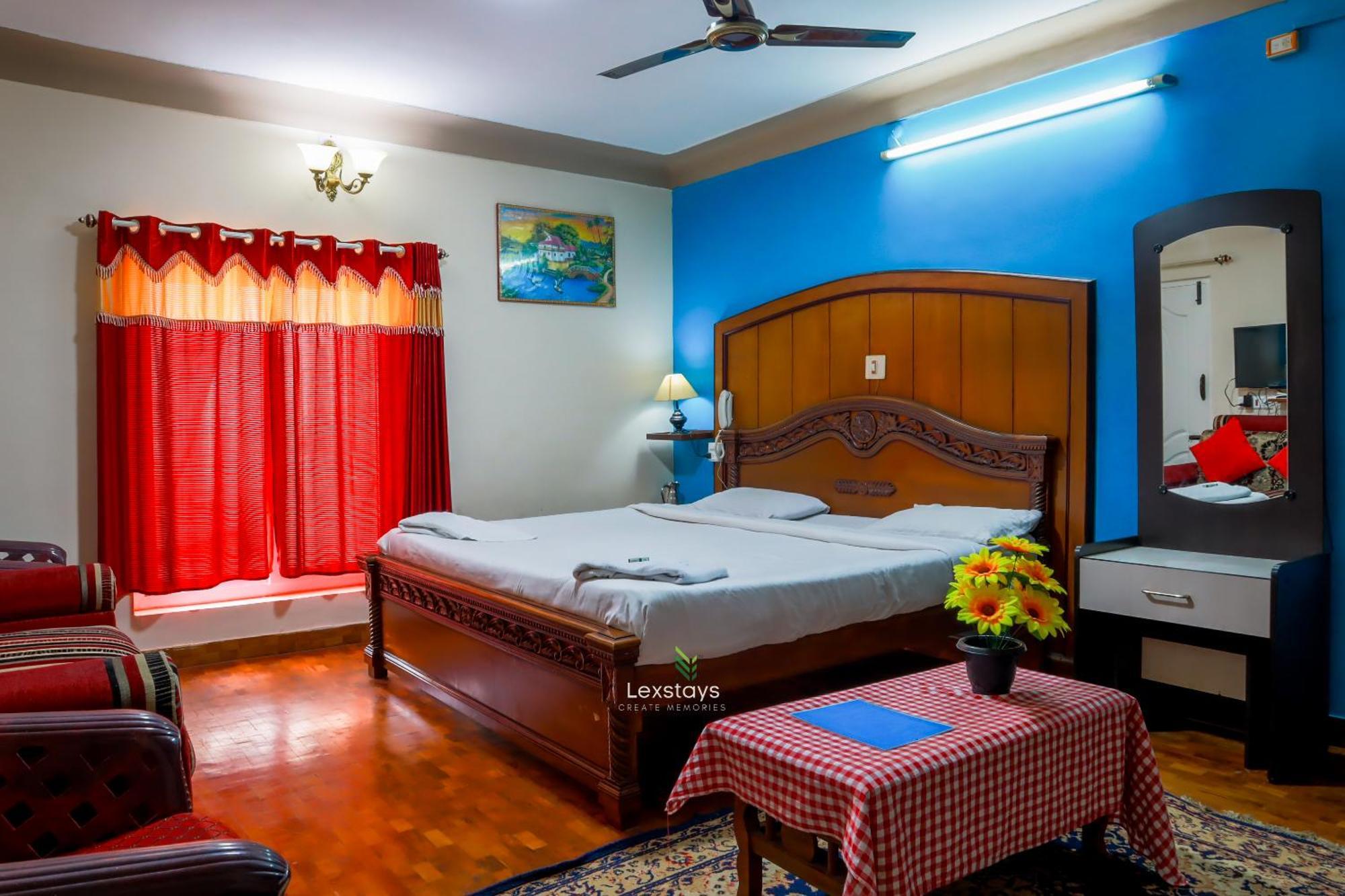 Vijaya Deepa Guest House By Lexstays Кунур Экстерьер фото